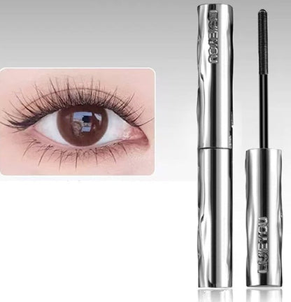 Volumizing Lengthening Smudge—Proof Mascara with